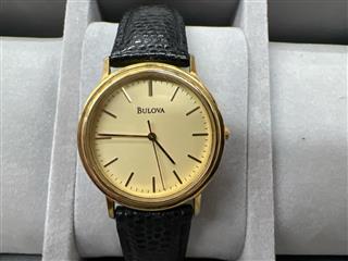 VTG BULOVA QUARTZ 33MM WATCH NEW BATTERY